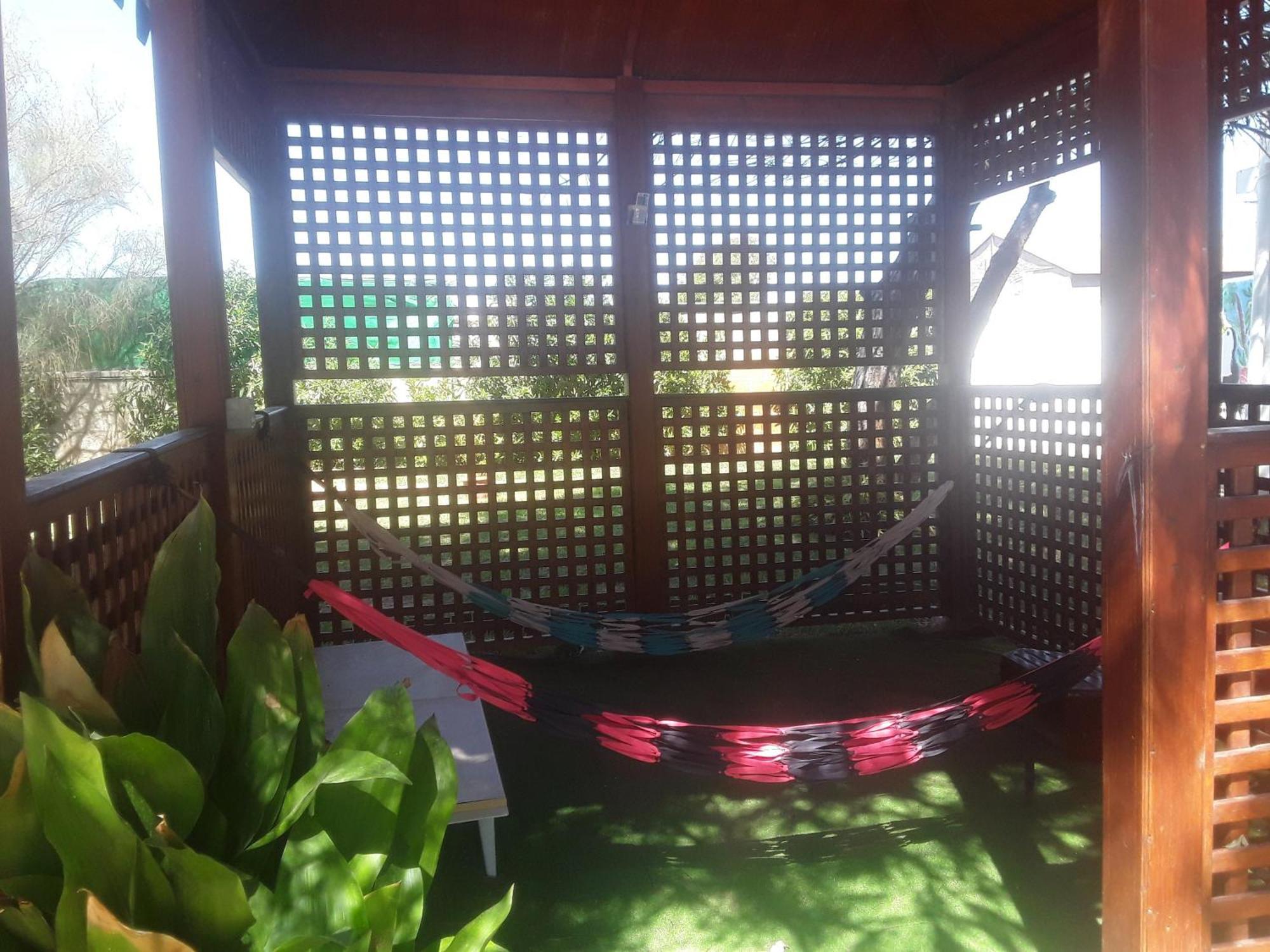 En Finca Las Dunas Dos Chalets Con Jacuzzis En Primera Linea De Playa , Uno De 4 Dormitorios Y Otro De 2 Dormitorios, Llama Al Seiscientos Veintisiete Cuatrocientos Diecisiete Trescientos Noventa Y Ocho 罗塔 外观 照片