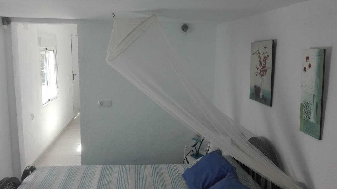 En Finca Las Dunas Dos Chalets Con Jacuzzis En Primera Linea De Playa , Uno De 4 Dormitorios Y Otro De 2 Dormitorios, Llama Al Seiscientos Veintisiete Cuatrocientos Diecisiete Trescientos Noventa Y Ocho 罗塔 外观 照片